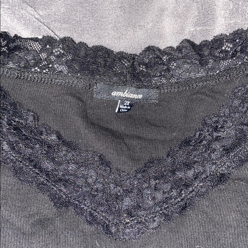Plus black lace next tee, rue 21. - Picture 2 of 4